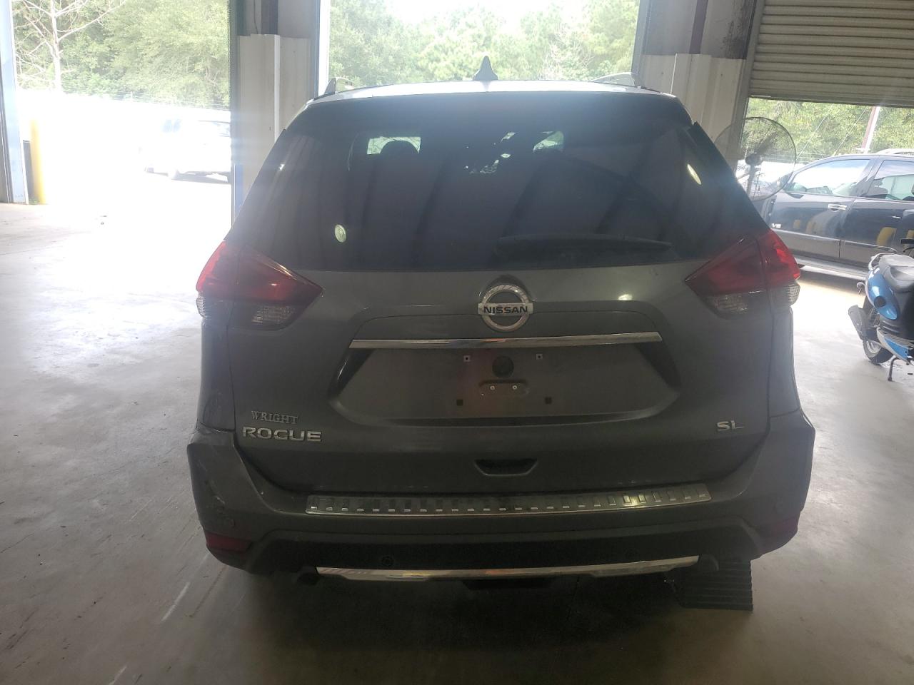 2020 Nissan Rogue S VIN: 5N1AT2MT8LC736923 Lot: 69865104