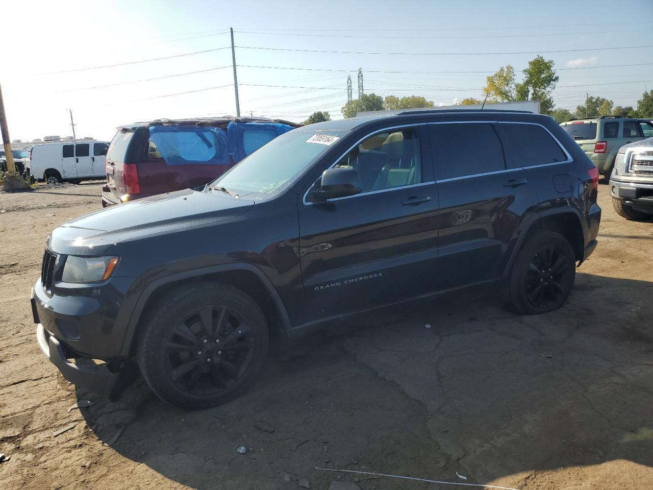 2012 Jeep Grand Cherokee Laredo VIN: 1C4RJFAG3CC327224 Lot: 72069164