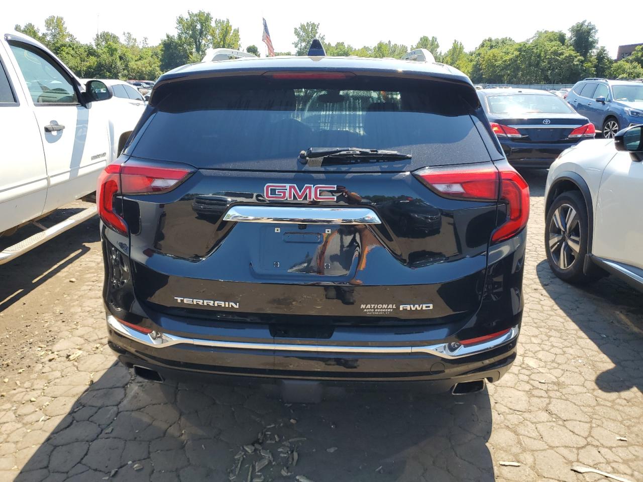 3GKALXEX9JL326608 2018 GMC Terrain Denali