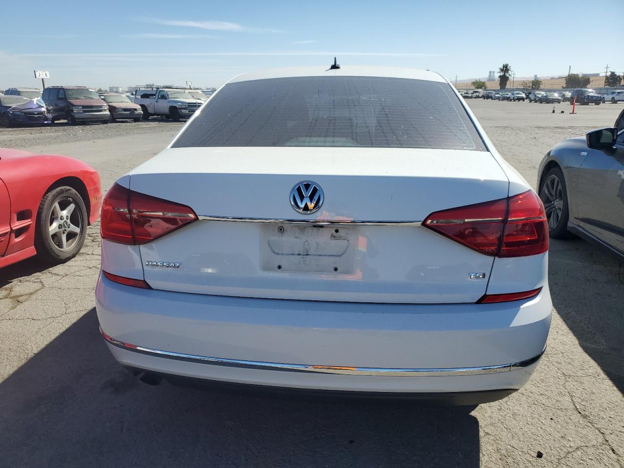 1VWAS7A33GC034634 2016 Volkswagen Passat S