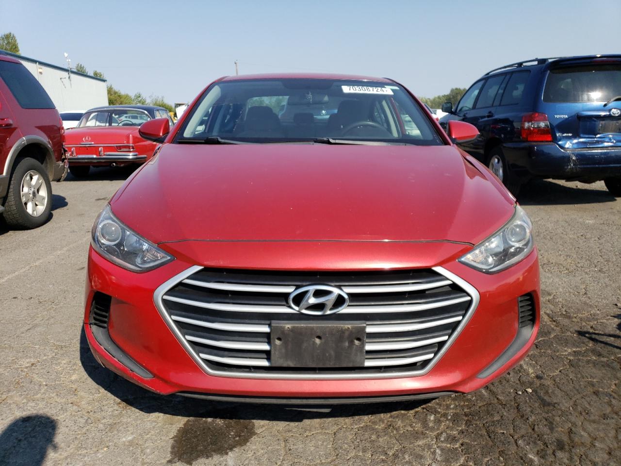 2017 Hyundai Elantra - Image 5