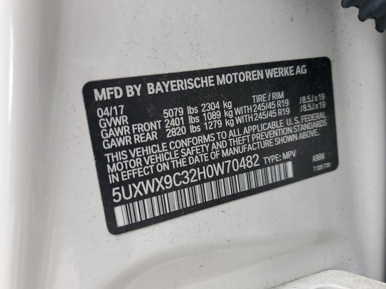 5UXWX9C32H0W70482 2017 BMW X3 xDrive28I