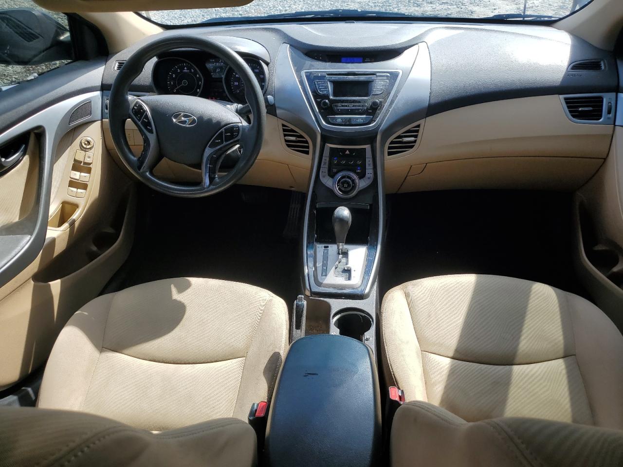 2013 Hyundai Elantra - Image 8