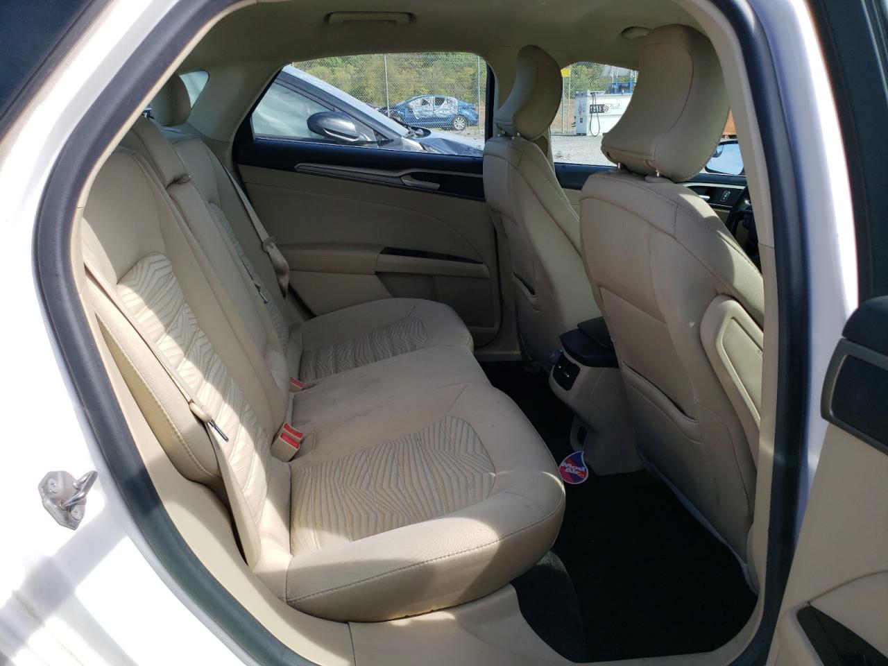 2016 Ford Fusion - Image 10