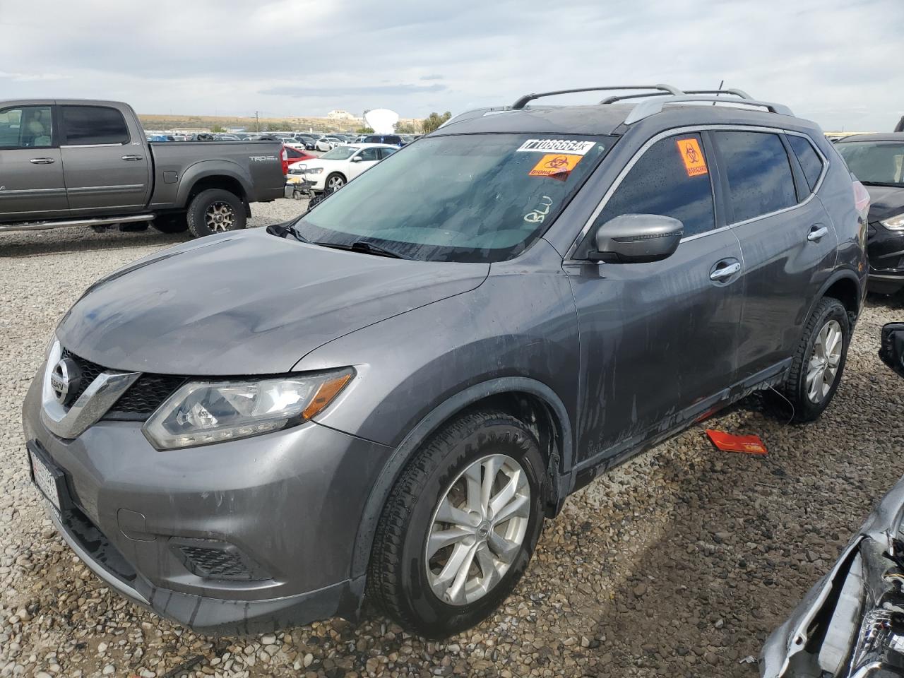 KNMAT2MV0GP685065 2016 NISSAN ROGUE - Image 1