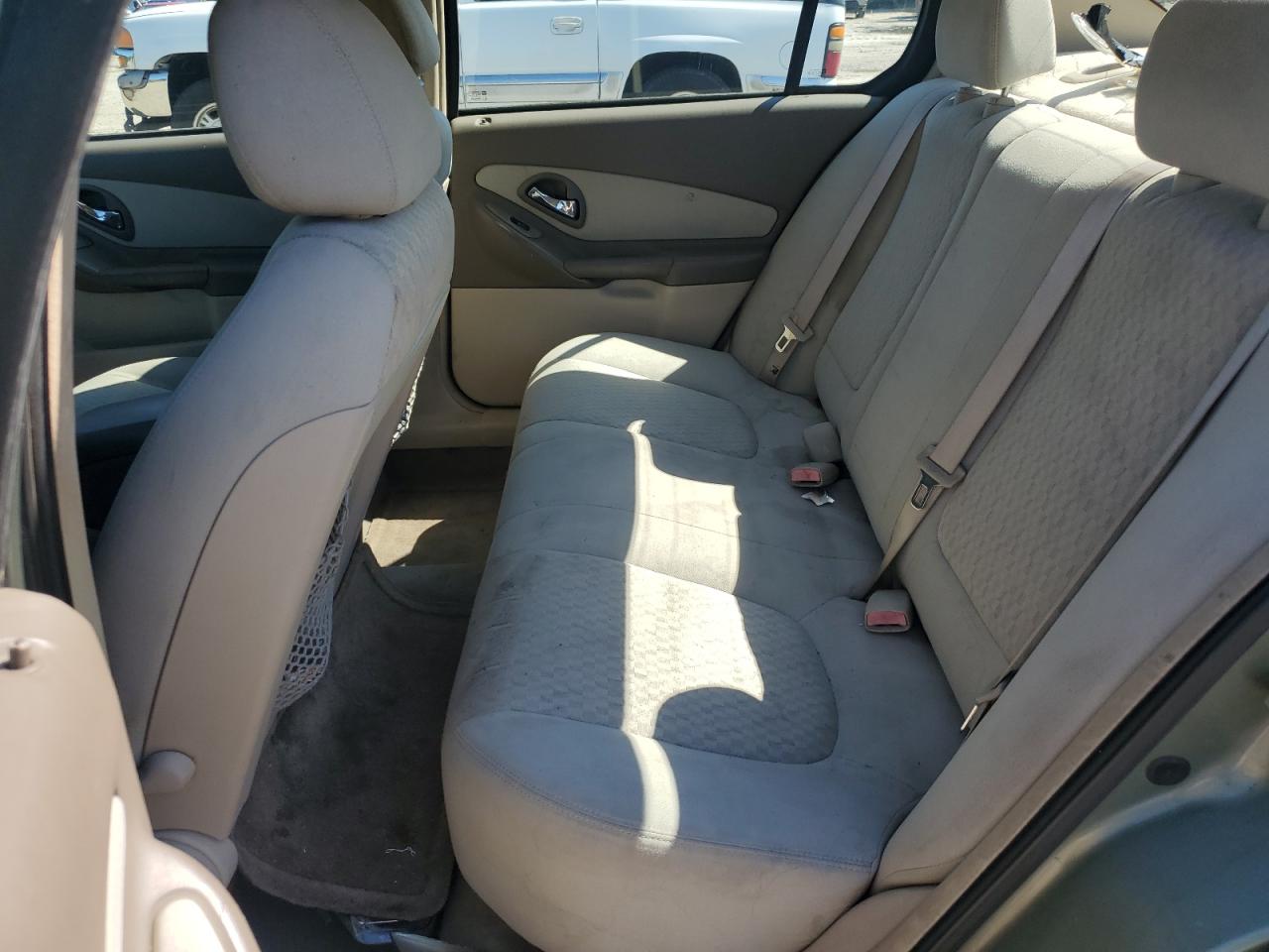 2004 Chevrolet Malibu - Image 10