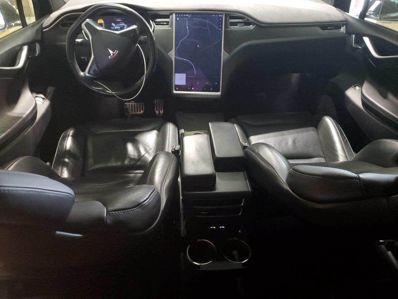 5YJXCBE40GF003599 2016 Tesla Model X