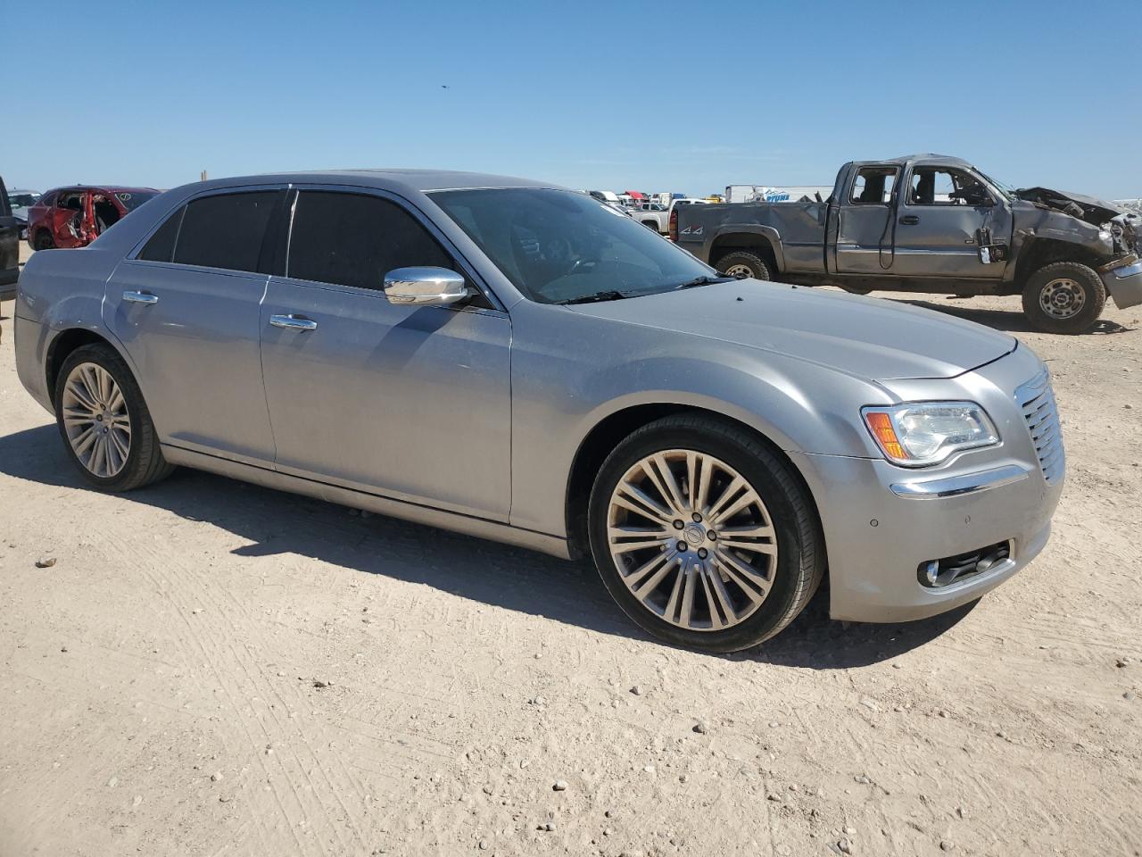 VIN 2C3CCAET3DH652727 2013 CHRYSLER 300 no.4