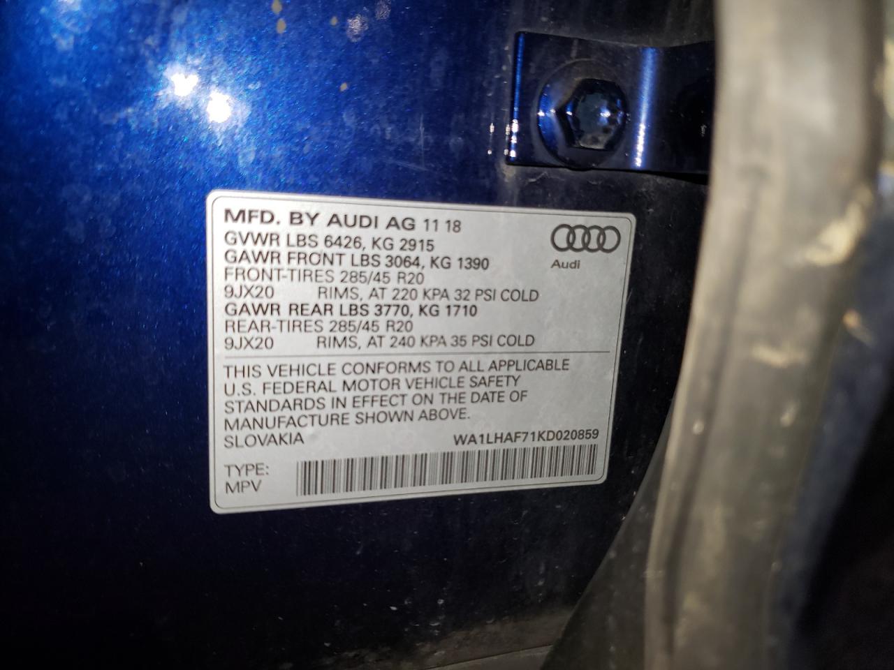 WA1LHAF71KD020859 2019 Audi Q7 Premium Plus