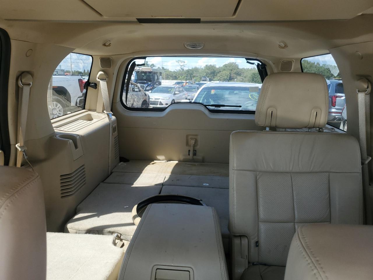 2008 Lincoln Navigator VIN: 5LMFU27568LJ15670 Lot: 73881244