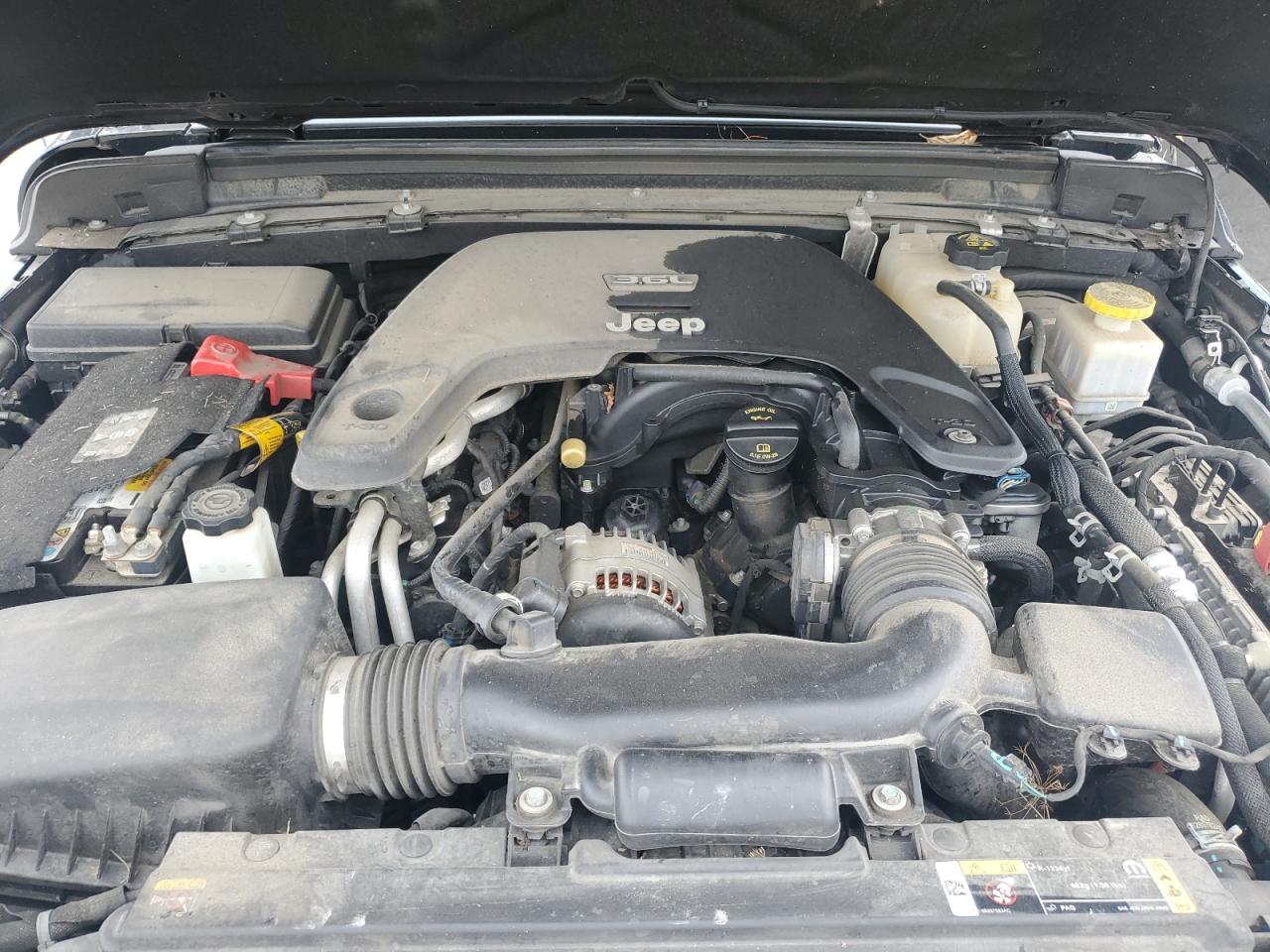 2021 Jeep Gladiator - Image 12