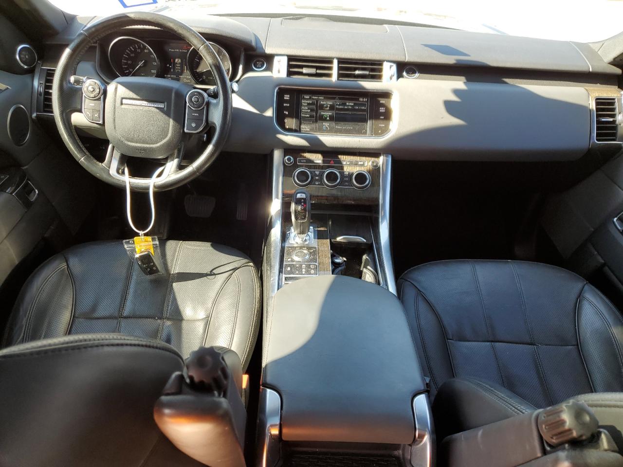 2015 Land Rover Range Rover - Image 8