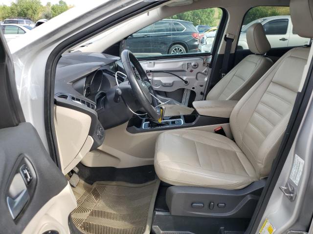  FORD ESCAPE 2019 Srebrny