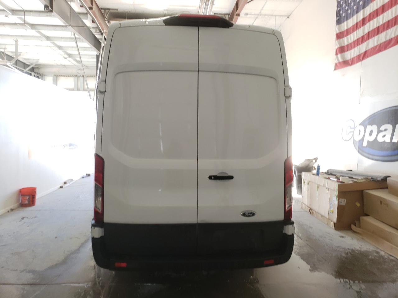 1FTBW3XG9NKA05429 2022 Ford Transit T-350