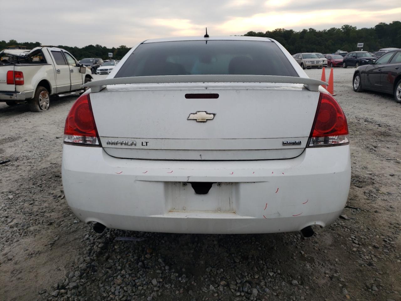 2G1WB5E30C1188153 2012 Chevrolet Impala Lt