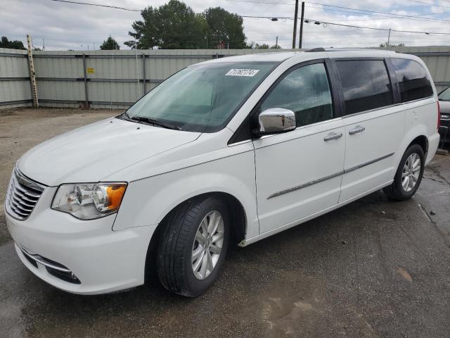 2016 Chrysler Town & Country Limited Platinum на продаже в Montgomery, AL - Front End