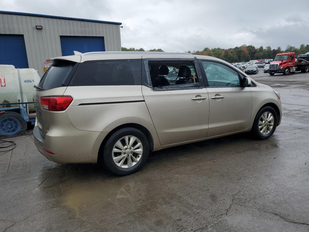 KNDMB5C1XH6249380 2017 Kia Sedona Lx