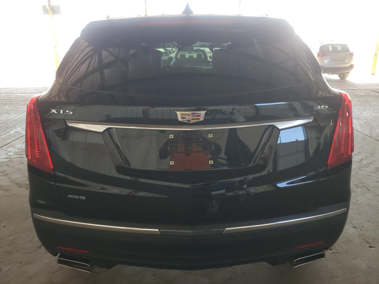 1GYKNDRS3KZ274033 2019 Cadillac Xt5 Luxury