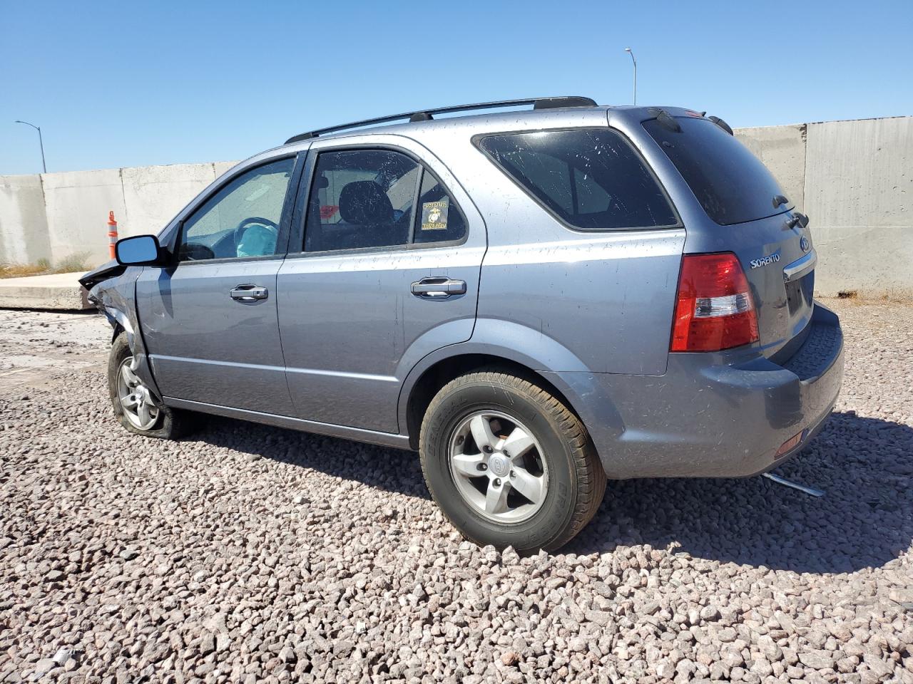 2008 Kia Sorento - Image 2