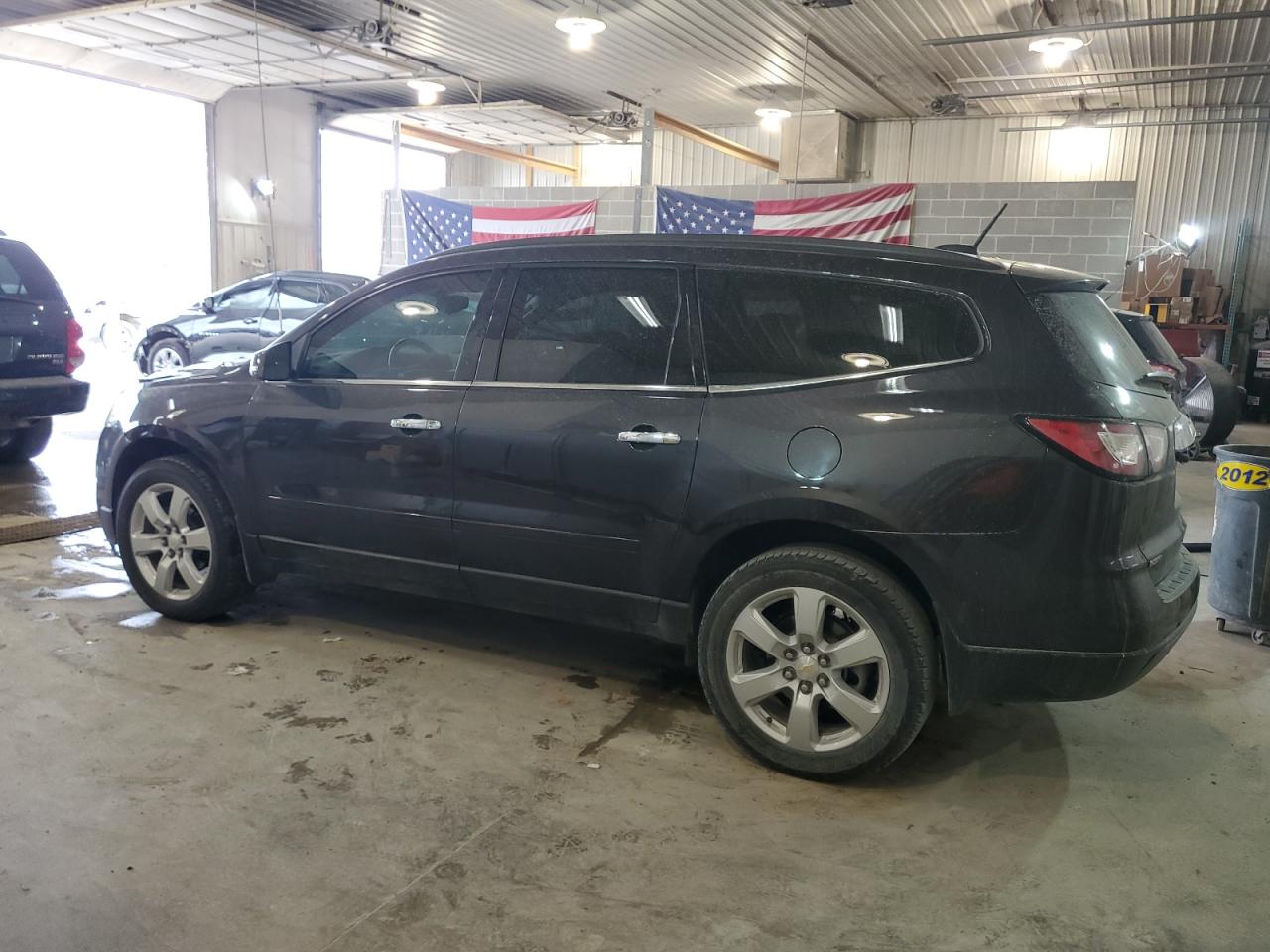 2016 Chevrolet Traverse - Image 2