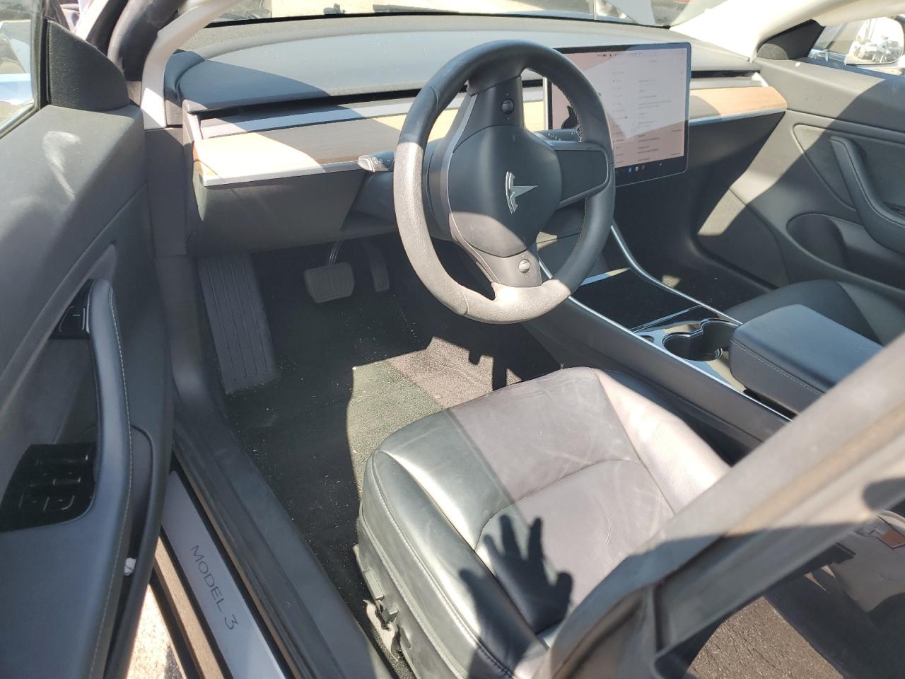 5YJ3E1EA4KF425487 2019 Tesla Model 3