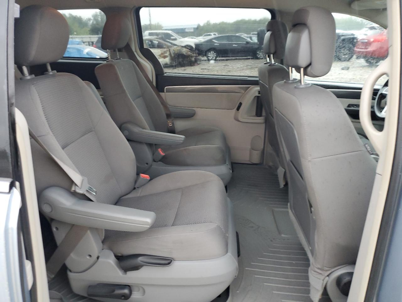 2012 Volkswagen Routan S VIN: 2C4RVAAG4CR321673 Lot: 71280464