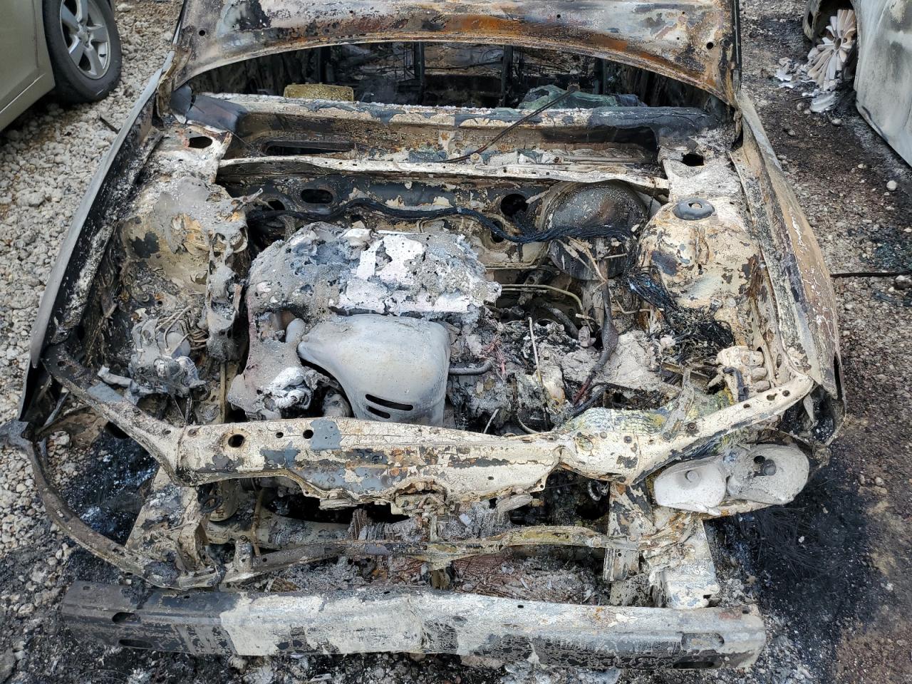 2004 Toyota Camry Le VIN: 4T1BE32K44U792254 Lot: 70378234