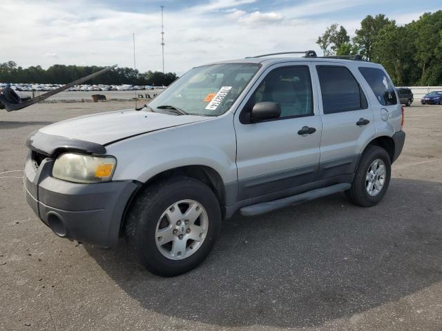 2006 Ford Escape Xlt იყიდება Dunn-ში, NC - Front End