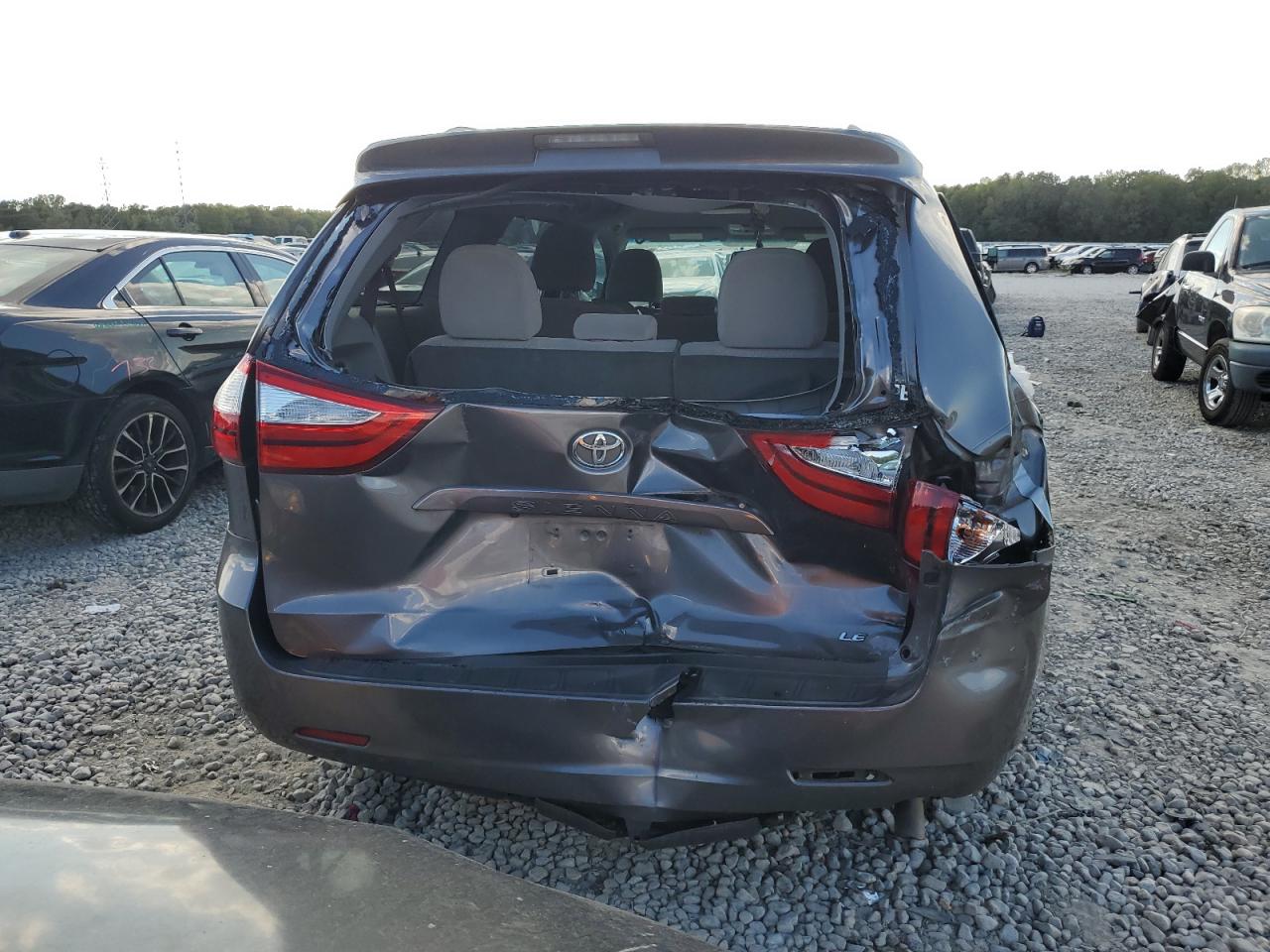 2017 Toyota Sienna Le VIN: 5TDKZ3DC3HS849942 Lot: 73297804