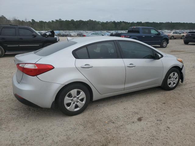 Sedans KIA FORTE 2016 Srebrny