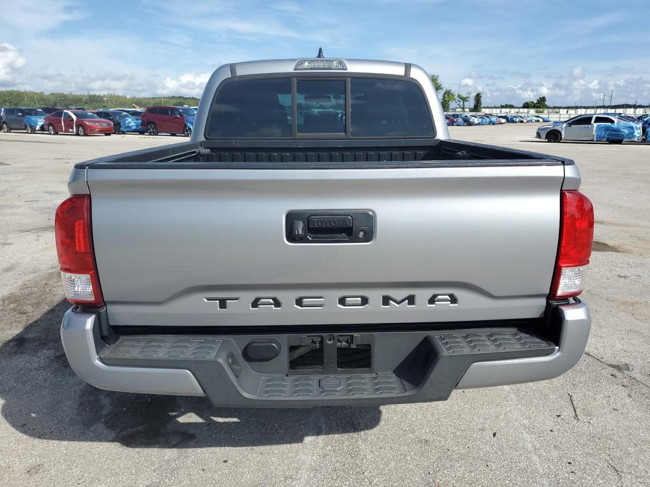 5TFAX5GN9HX095384 2017 Toyota Tacoma Double Cab