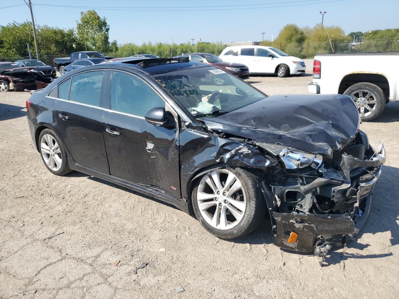 VIN 1G1PG5SB6F7199098 2015 CHEVROLET CRUZE no.4