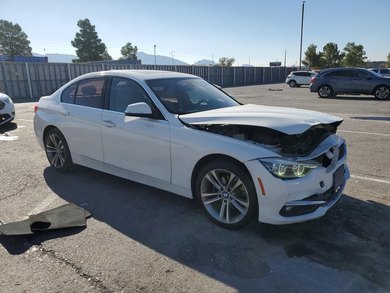 VIN WBA8B9G58HNU09359 2017 BMW 3 SERIES no.4