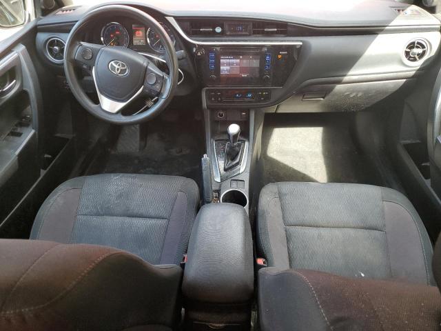 Sedans TOYOTA COROLLA 2017 Czerwony