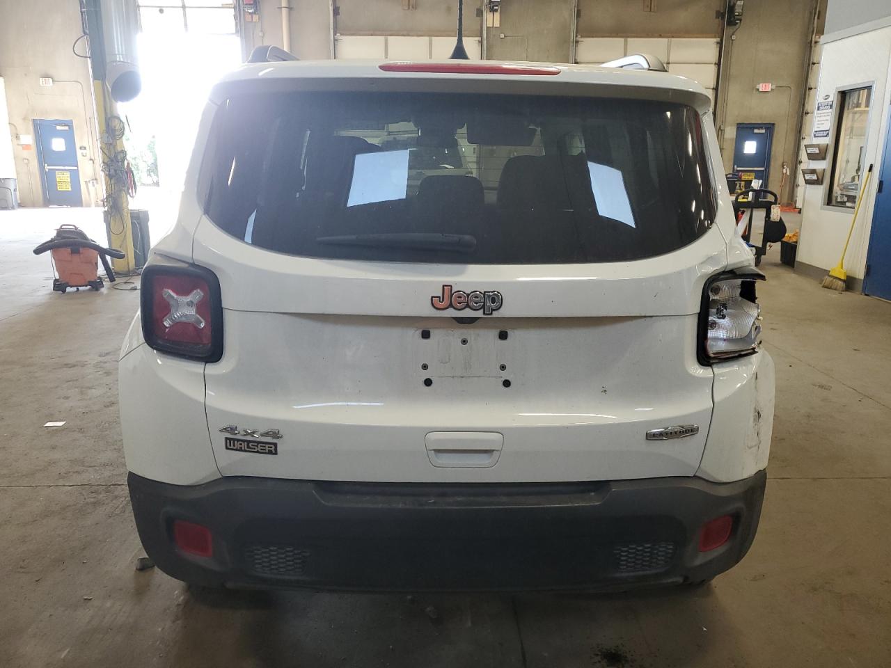 ZACNJBB11KPK27941 2019 Jeep Renegade Latitude