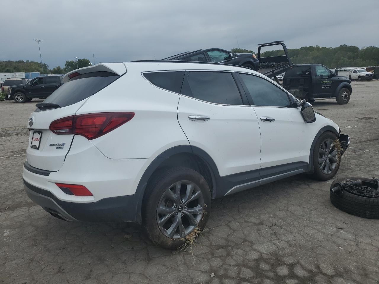 2017 Hyundai Santa Fe - Image 3