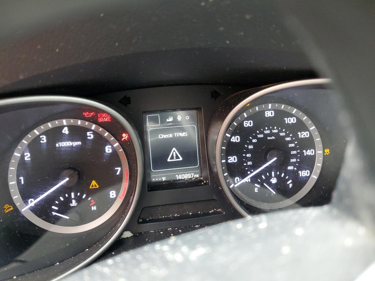 2017 Hyundai Santa Fe Se VIN: KM8SM4HF1HU200186 Lot: 72538284
