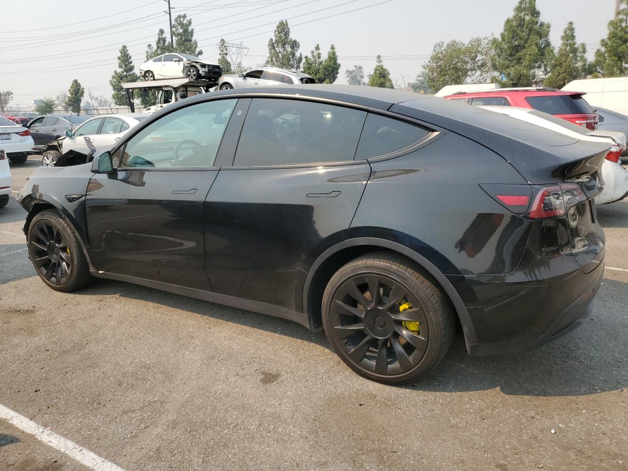 7SAYGDEE1NF481740 2022 TESLA MODEL Y - Image 2