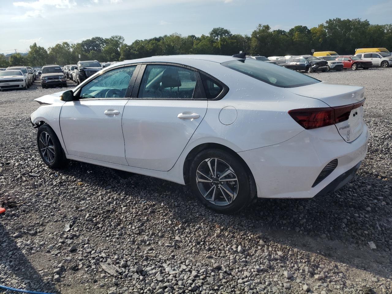 2024 Kia Forte - Image 2