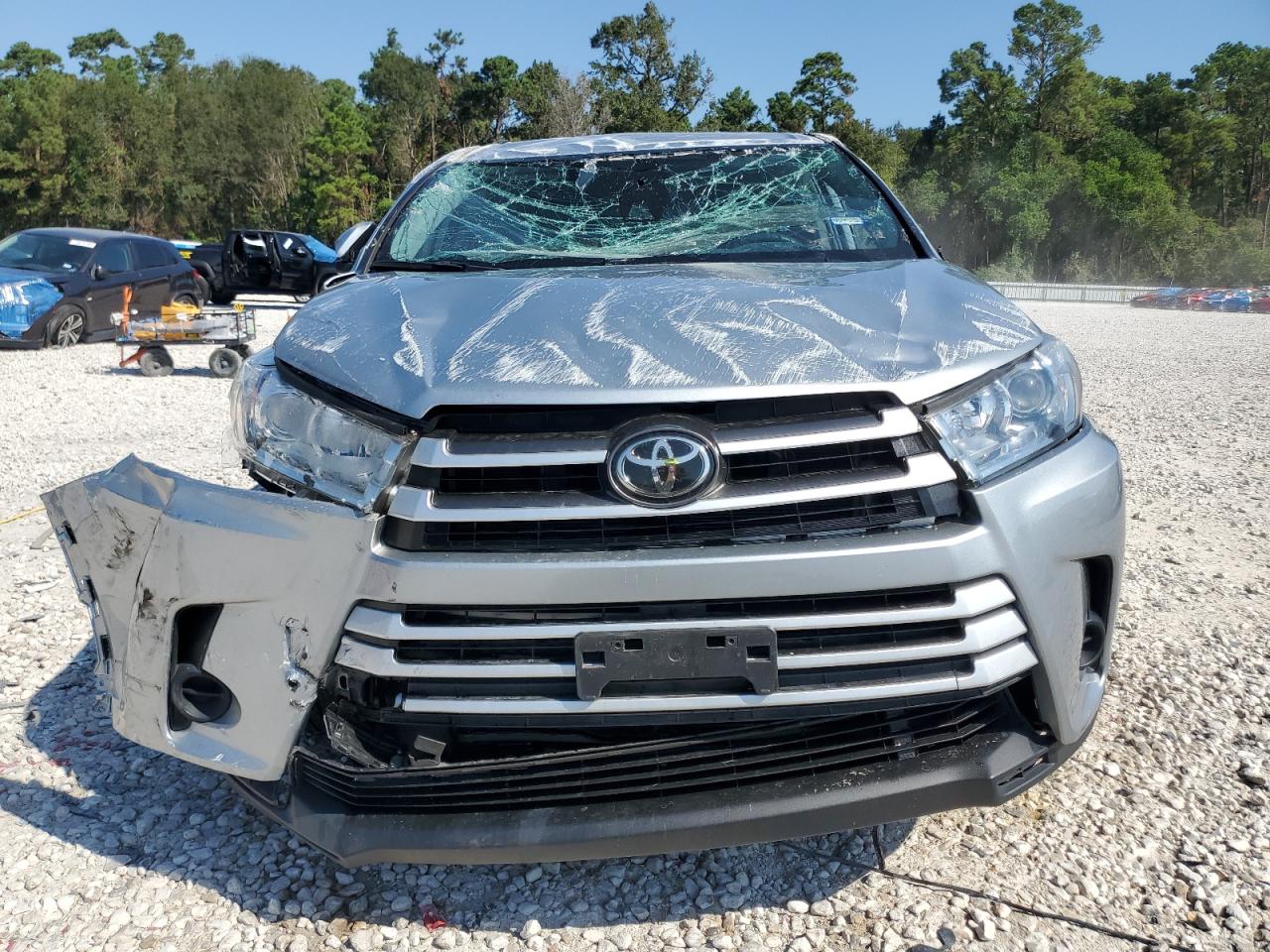 2019 Toyota Highlander - Image 5