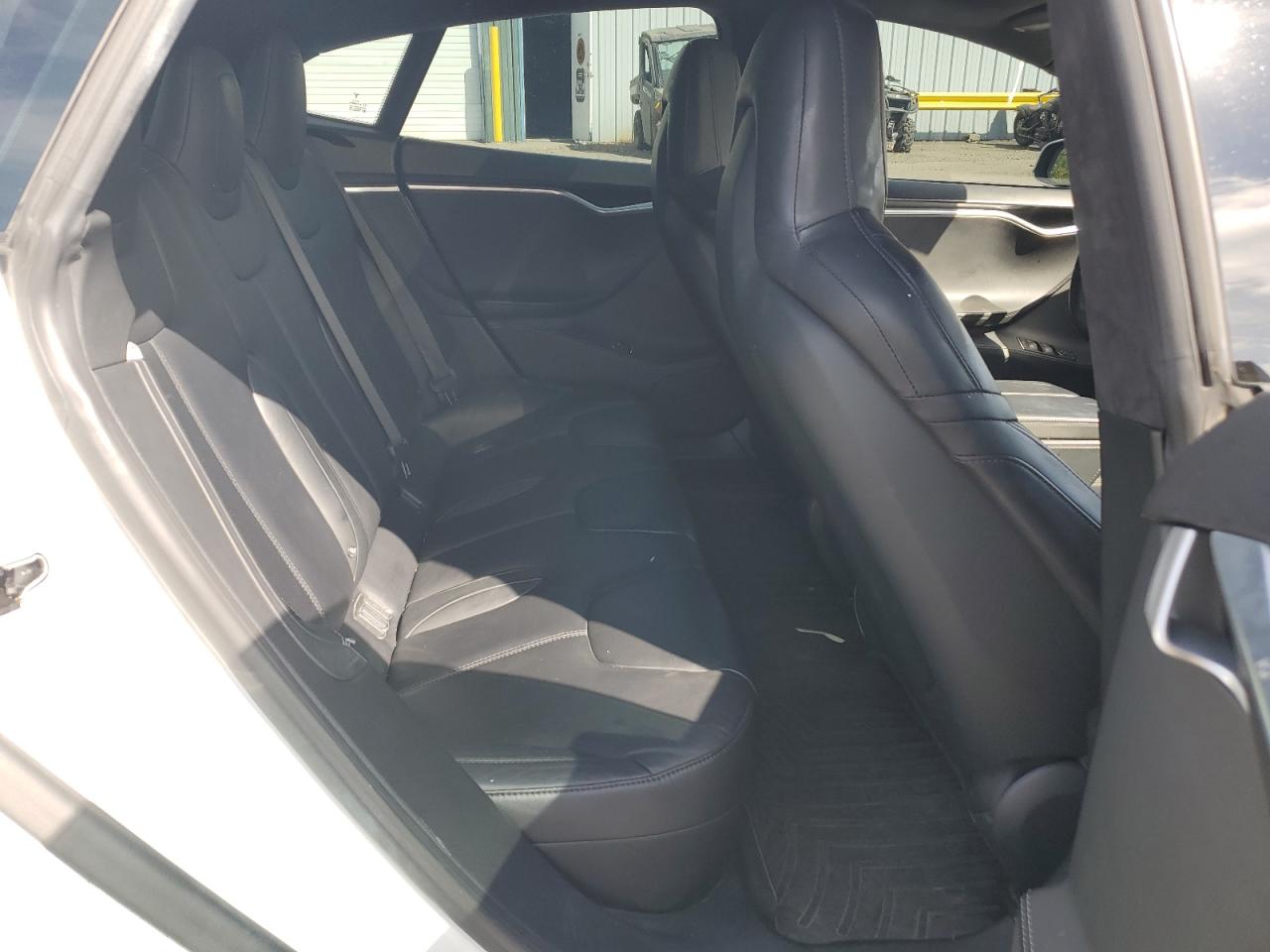 5YJSA1E25GF128560 2016 Tesla Model S