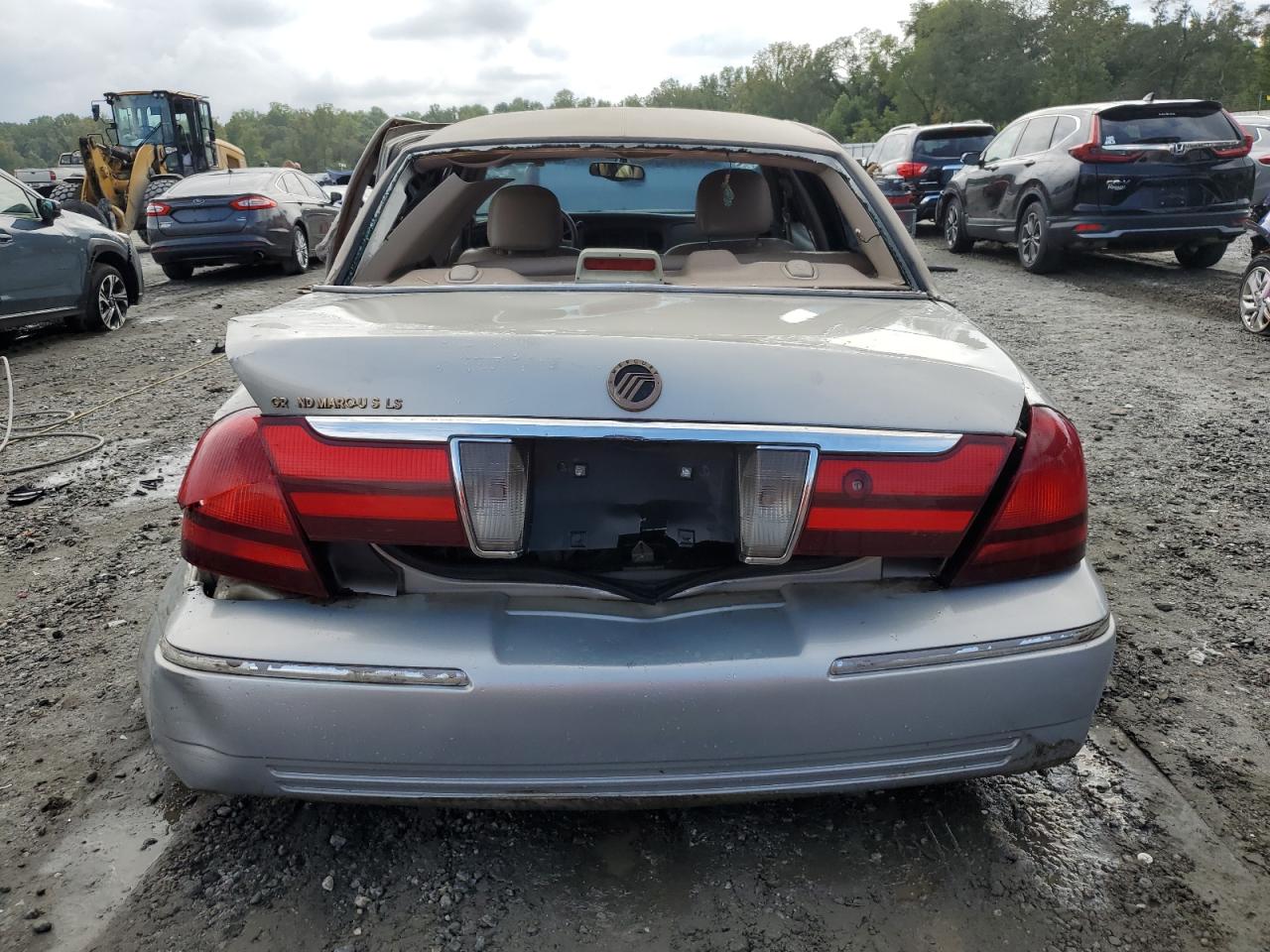 2003 Mercury Grand Marquis Ls VIN: 2MEHM75W93X681860 Lot: 72678844