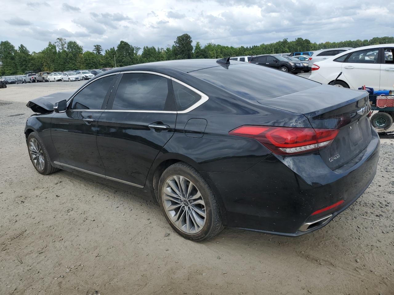 2016 Hyundai Genesis - Image 2