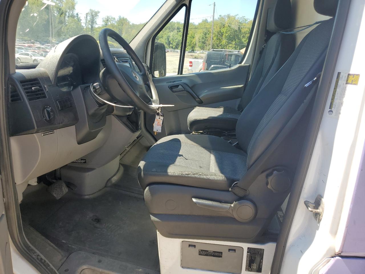 2012 Mercedes-Benz Sprinter 2500 VIN: WD3PE7CC3C5683005 Lot: 69345164