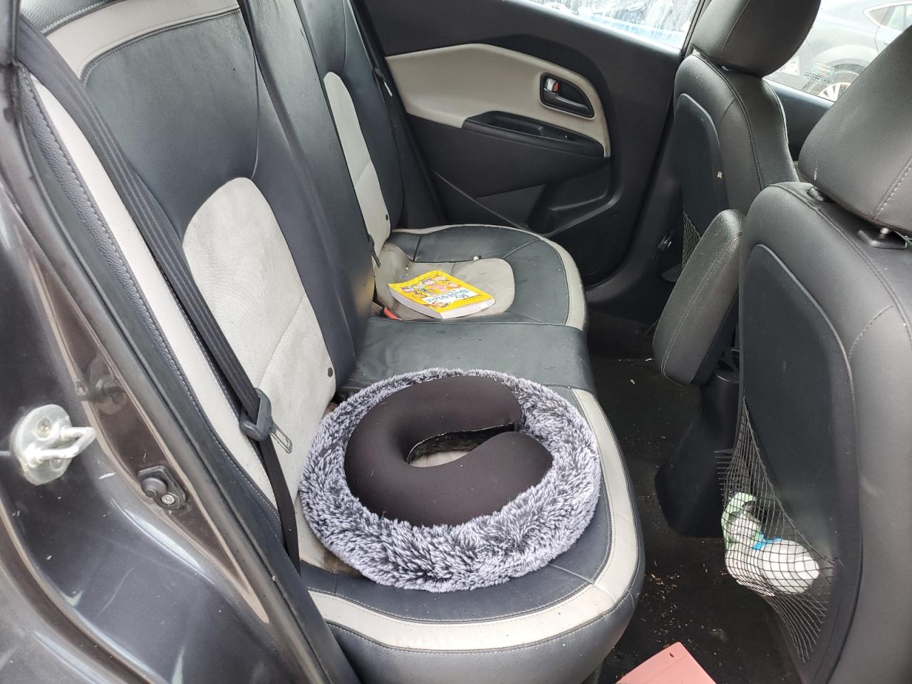 2016 Kia Rio - Image 10