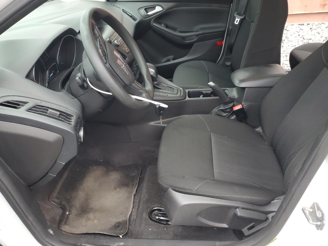 1FADP3FE7JL264839 2018 Ford Focus Se