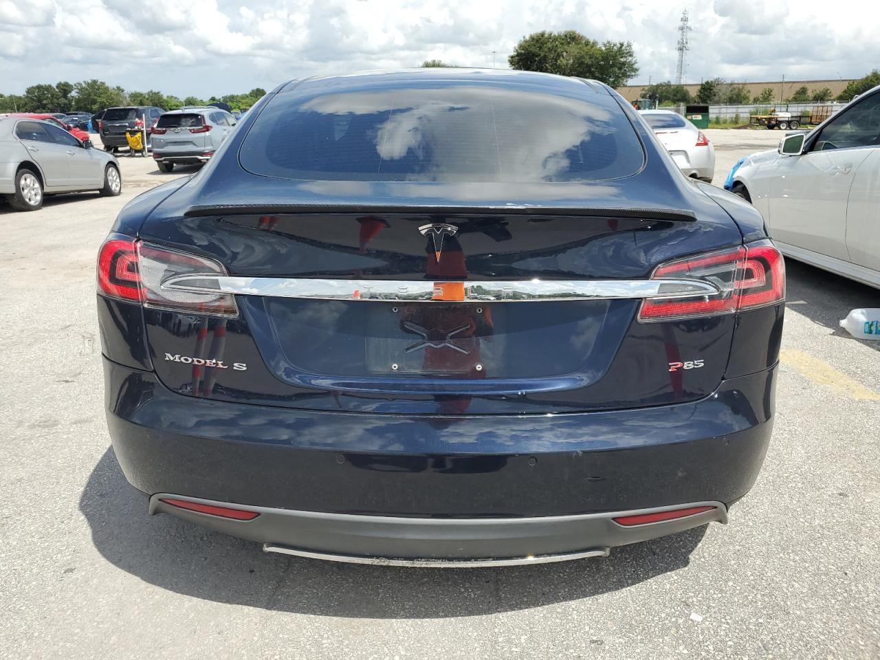 2014 Tesla Model S VIN: 5YJSA1H18EFP40591 Lot: 70318394