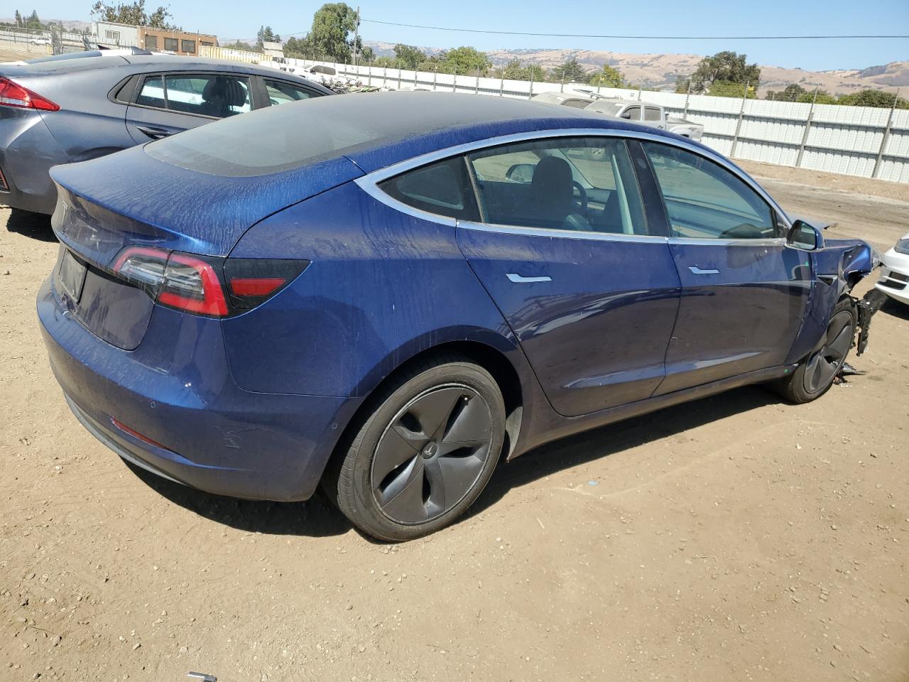 2019 Tesla Model 3 VIN: 5YJ3E1EA4KF424968 Lot: 70819124