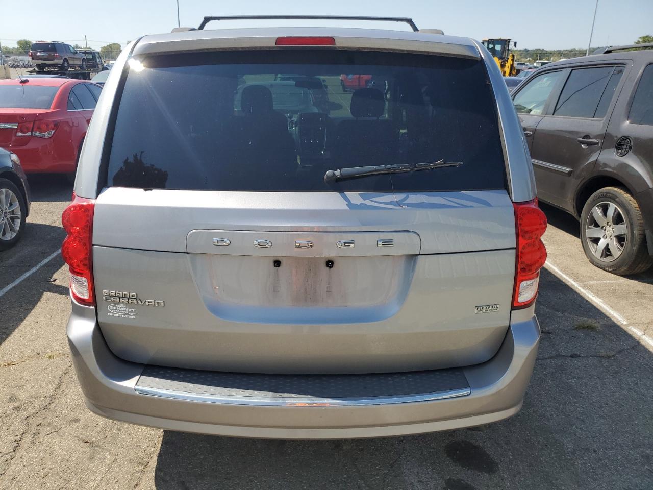 2C4RDGCG0DR611218 2013 Dodge Grand Caravan Sxt