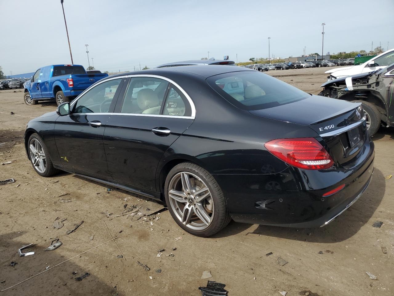 WDDZF6JB9KA499540 2019 MERCEDES-BENZ E CLASS - Image 2